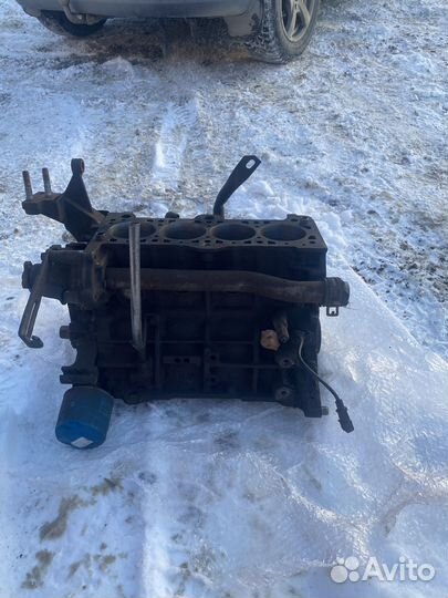 Блок двигателя в сборе G4EE 1.4