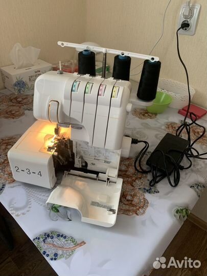 Швейная машина AstraLux