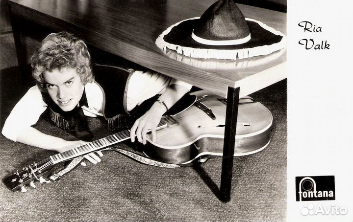 Ria Valk (Открытка)