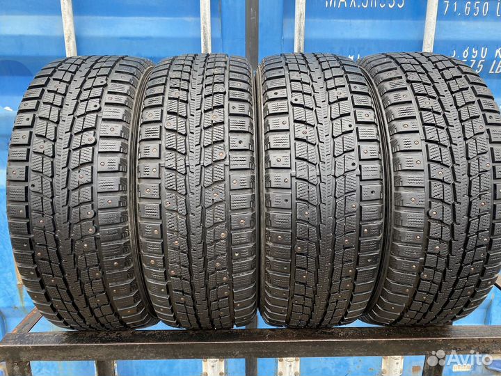 Dunlop SP Winter Ice 01 235/55 R17 99T
