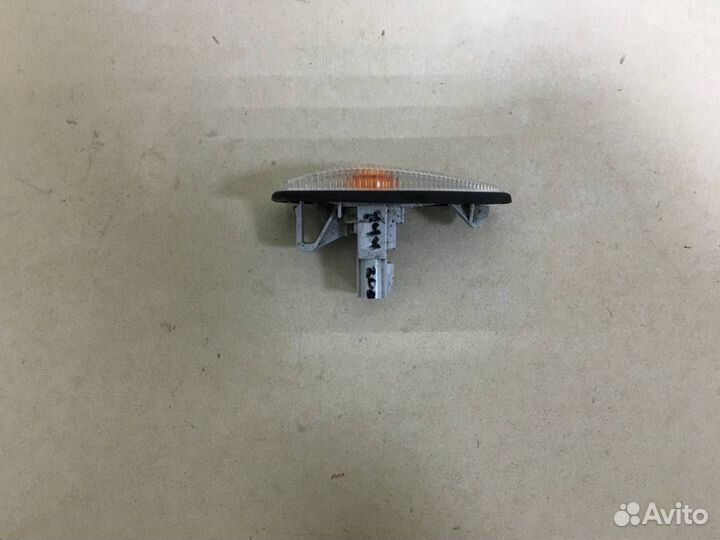 Повторитель на крыло Citroen C4 Aircross 2012-2017