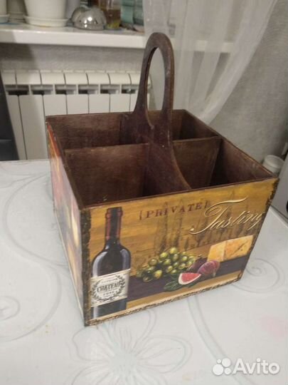 Бутылочница, ящик для бутылок