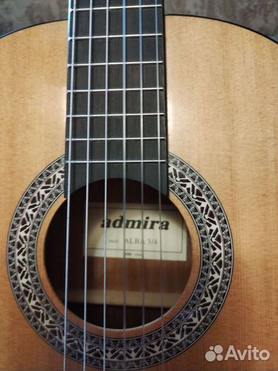 Гитара 3/4, противрударный чехол