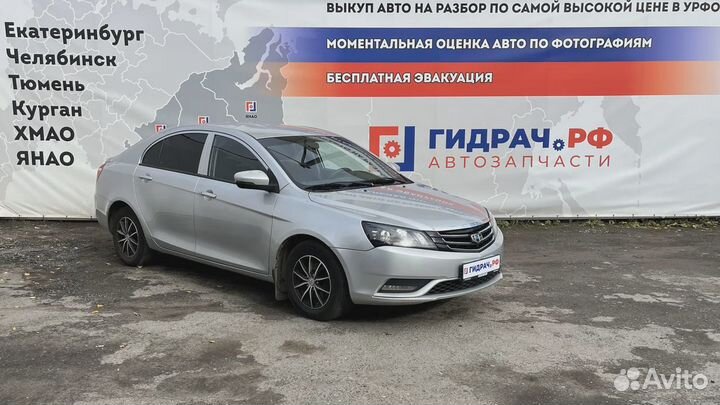 Обшивка двери передней правой Geely Emgrand EC7