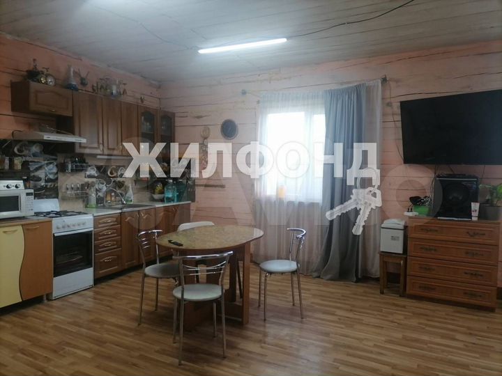 Дом 139,3 м² на участке 8,1 сот.