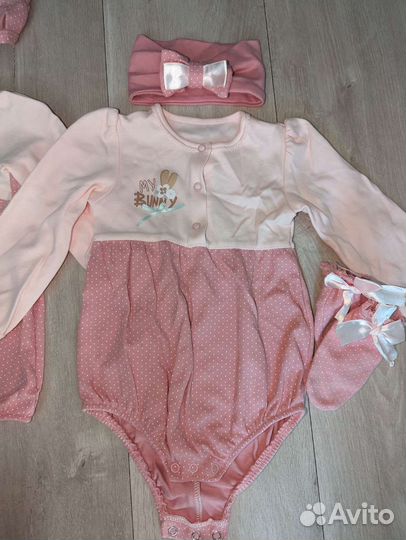 Комплект для девочек-двойняшек 68/74(горошек)