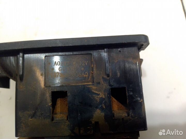 Кнопка стеклоподъемника (Foton Tunland)