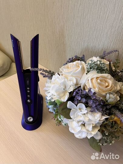 Dyson выпрямитель утюжок Dyson