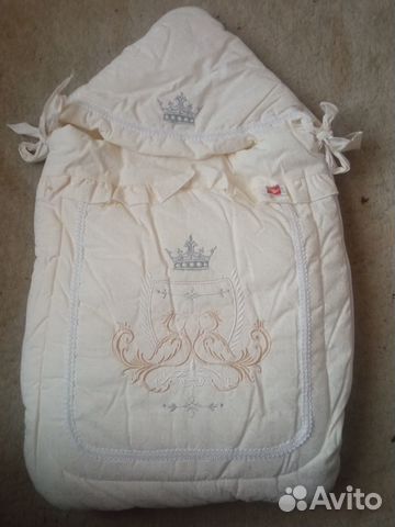 Продаю конверт на выписку для малыша