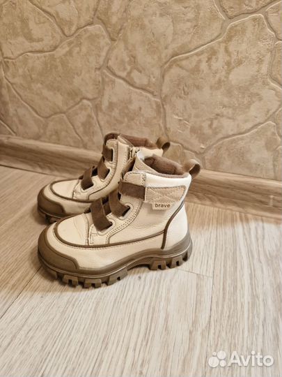 Ботинки демисезонные для девочки 25 размер