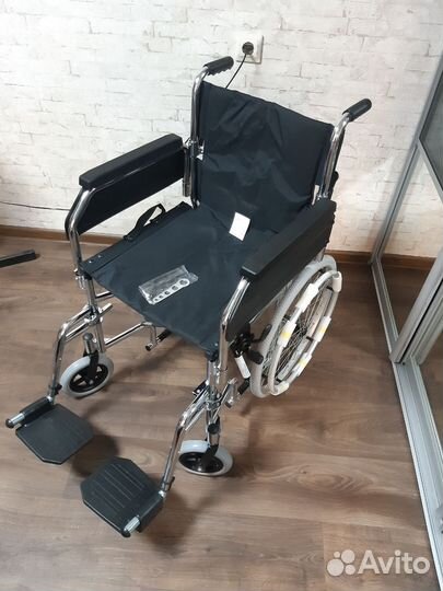 Инвалидная коляска новая