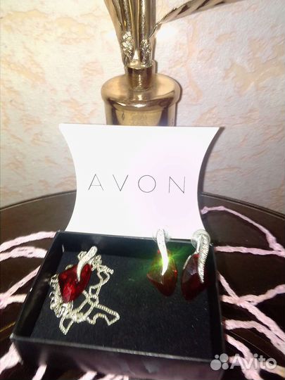 Бусы и браслеты