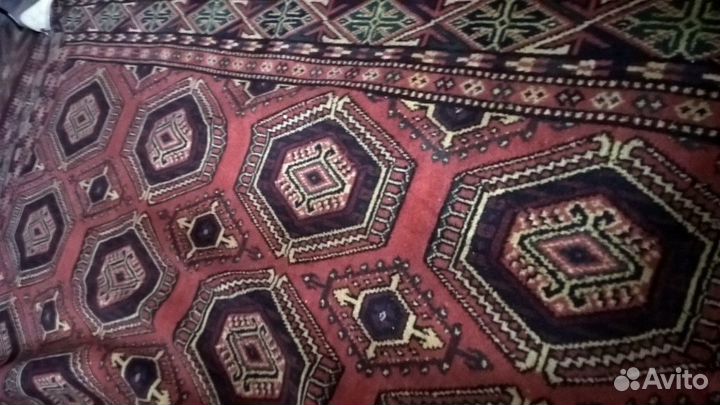 Продам ковер производства СССР из натур. шерсти