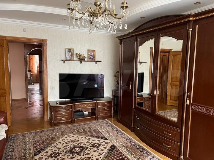 3-к. квартира, 97,2 м², 7/10 эт.