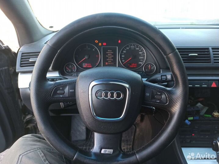 Audi a4b7 Цветной щиток приборов дизель