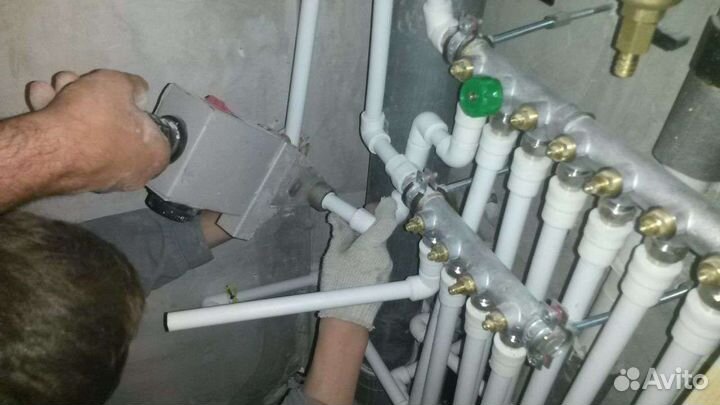 Слесарь сантехник услуги