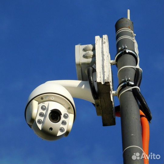 Уличная камера видеонаблюдения