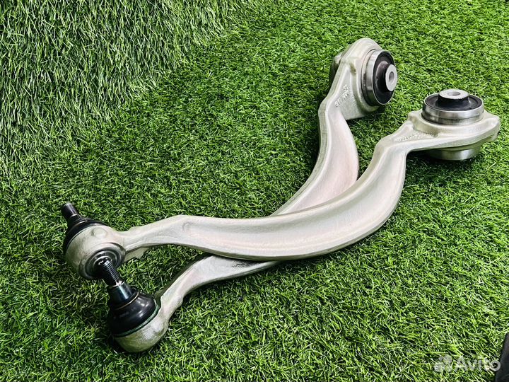 Рычаг поперечный нижний Mercedes S w221 4-matic