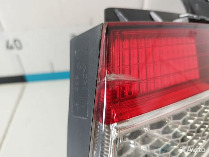 Фонарь задний внутренний правый Mondeo IV