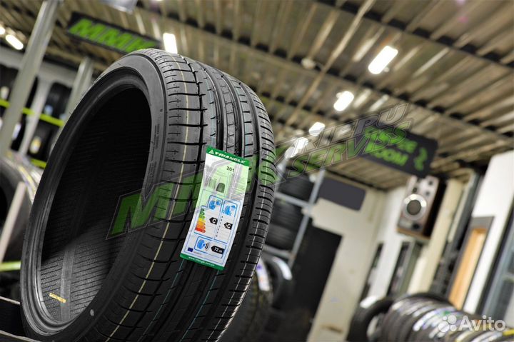 Triangle TH201 245/40 R20