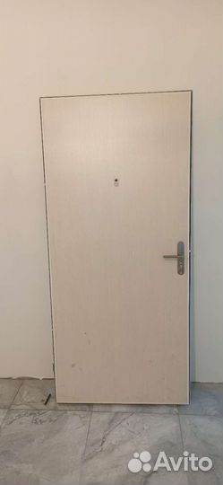 Дверь входная металлическая