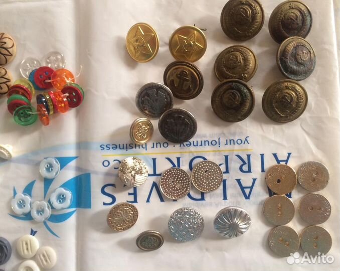 Пуговицы