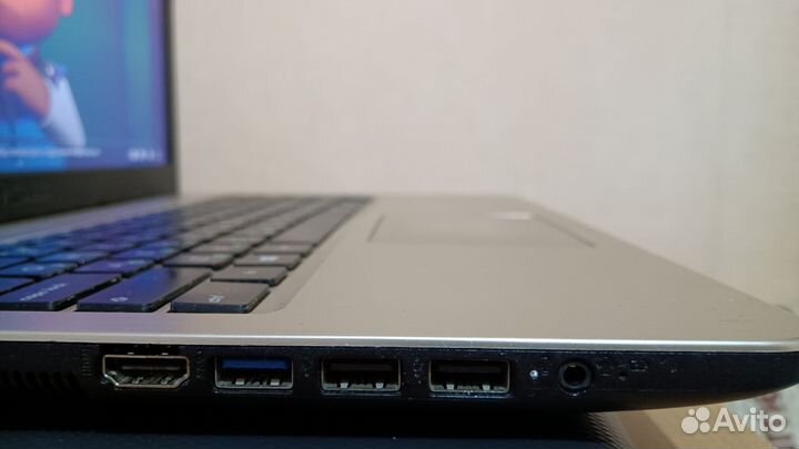 Asus D540 Pentium 4ядра/4Гб/SSD/Win10