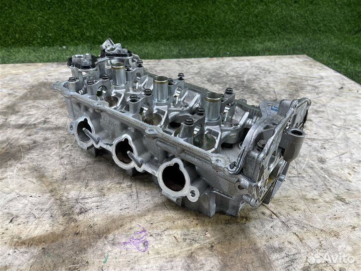 Головка блока цилиндров левая Nissan Skyline V36