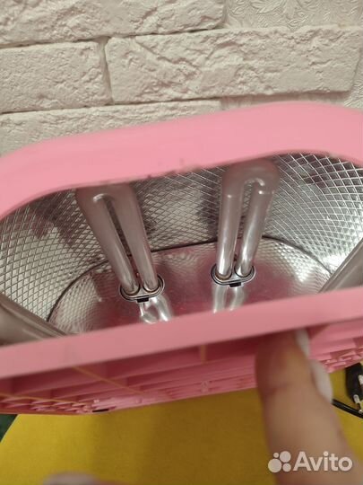 Лампа для ногтей