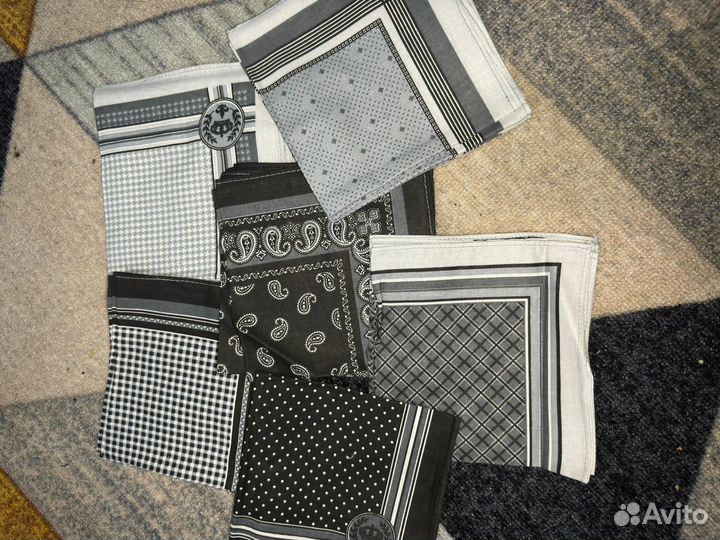 Носовые плоточки 30/30 см пишите в наличии есть