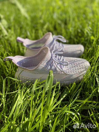 Кроссовки Изи размер 32-36