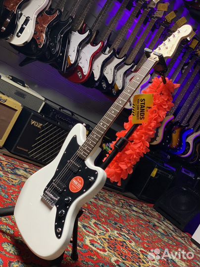 Электрогитара Squier Affinity Jazzmaster HH Белая