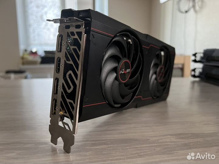 Видеокарта AMD RX 6600 XT Sapphire Pulse