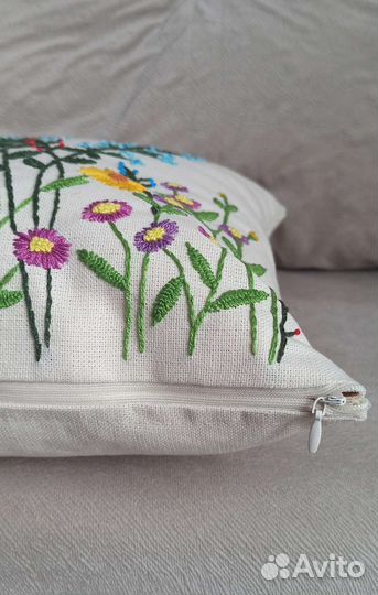 Декоративные подушки и наволочки