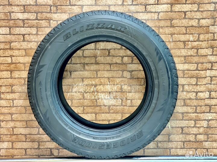 Bridgestone Blizzak DM-Z3 235/65 R17 108Q