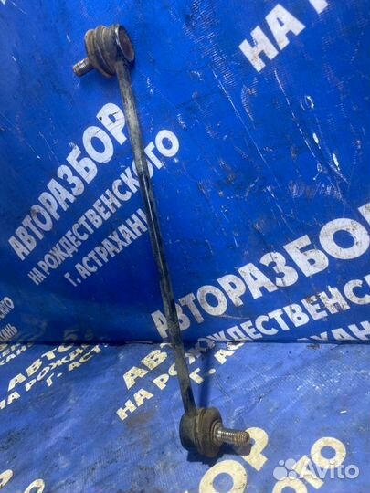 Стойка стабилизатора Ford Focus 3 седан 2013