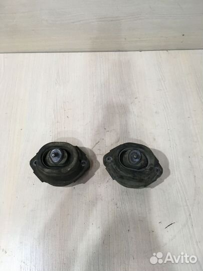 Опора двигателя BMW Х5 Е53 22116758430