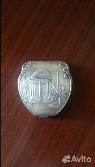 Пудреница старинная (Сочи-Дендрарий)