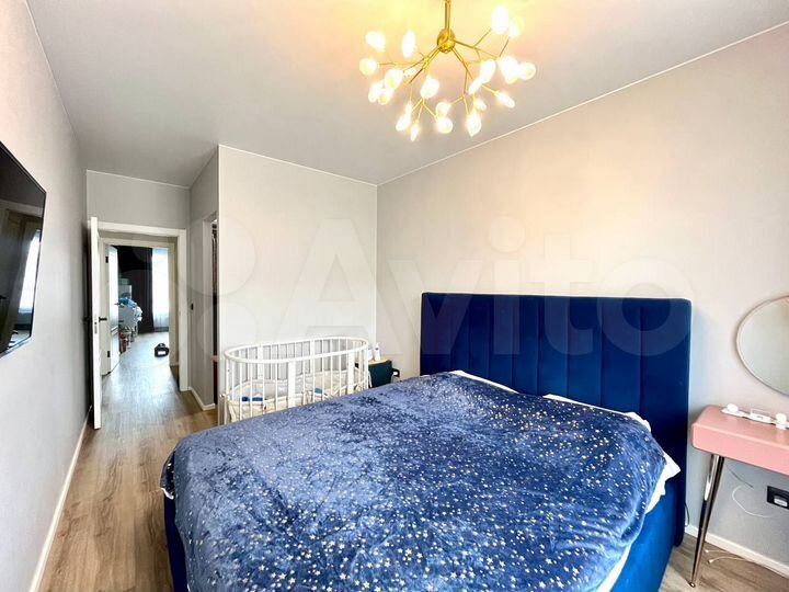 3-к. квартира, 77 м², 5/10 эт.