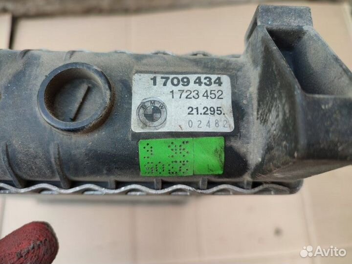 Радиатор двс Bmw 5-Series E34