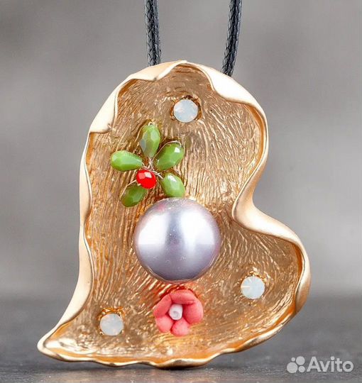 Ожерелье цветок любви