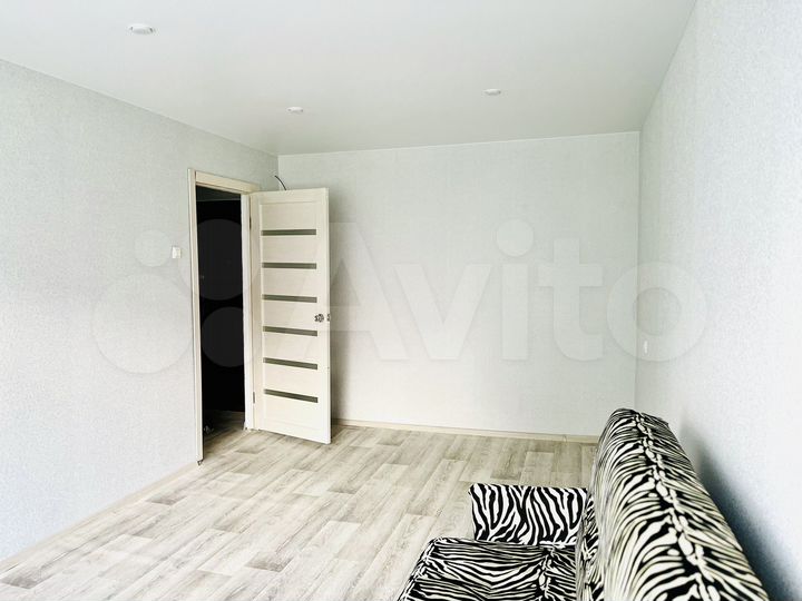 1-к. квартира, 280 м², 1/5 эт.