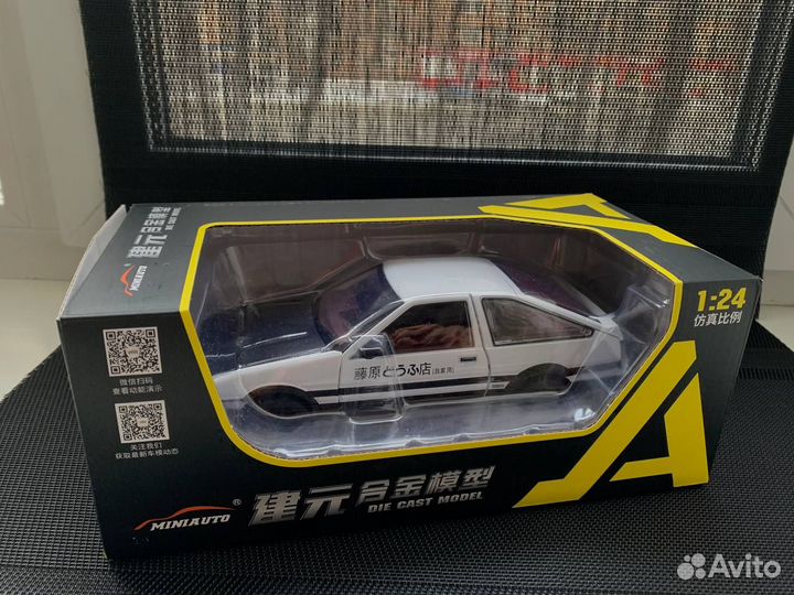 Моделька Toyota AE86