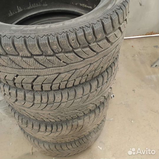 Cooper Weather-Master WSC 235/50 R18