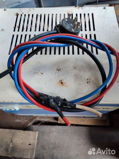 Зарядное устройство для погрузяиков Инкомс епк80