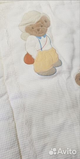 Одеяло и бортики в детскую кроватку