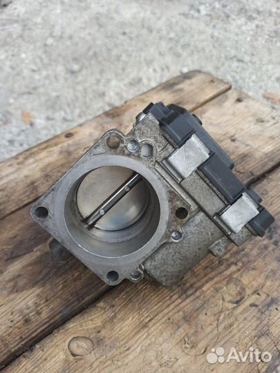 Заслонка дроссельная Фольксваген Тигуан