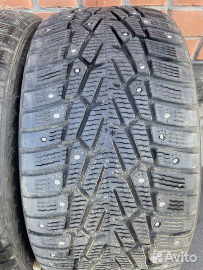 Nokian Tyres Hakkapeliitta 7 255/40 R19 100T