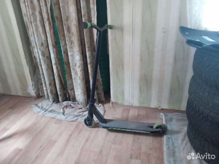 Трюковой самокат