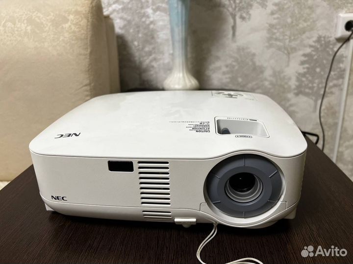 Проектор nec vt49